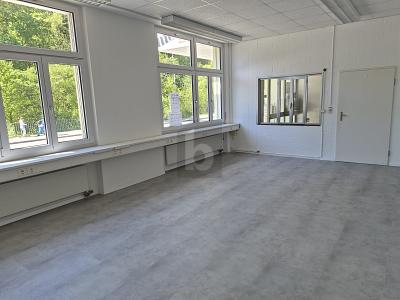 POLYVALENT ET PRATIQUE, Auf Anfrage, 8630 Rüti ZH, Ticino, CH