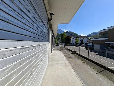 SPAZIO COMMERCIALE MULTIFUNZIONALE, Auf Anfrage, 6362 Stansstad, Ticino, CH