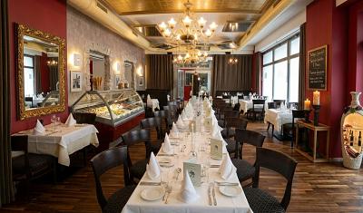 GASTRONOMIE ITALIENNE À UN EMPLACEMENT PRIVILÉGIÉ, Auf Anfrage, 8001 Zürich, Ticino, CH
