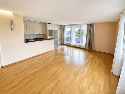 ÉTAGE BUREAUX À 4,39 % BRUT ET 35 PLACES DE PARC, Sur demande, 1196 Gland, Ticino, CH