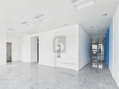SPACIEUX À UN EMPLACEMENT IDÉAL, Auf Anfrage, 4950 Huttwil, Ticino, CH