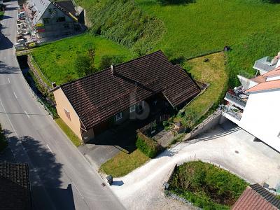 AN SONNIGER LAGE NAHE DORFKERN, Auf Anfrage, 4655 Stüsslingen, Ticino, CH