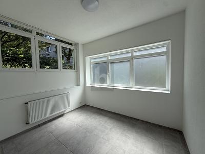 LUMINOSO, PRATICO E BEN COLLEGATO, Auf Anfrage, 8049 Zürich, Ticino, CH