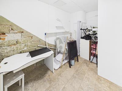 Affascinante con buona affluenza di clientela, Auf Anfrage, 3011 Bern, Ticino, CH