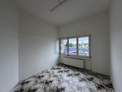 FORTEMENT FRÉQUENTÉ, IDÉAL POUR LA CLIENTÈLE DE PASSAGE, Auf Anfrage, 8302 Kloten, Ticino, CH