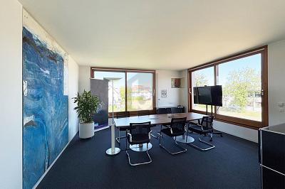 REPRÄSENTATIV UND ATTRAKTIV, Auf Anfrage, 4132 Muttenz, Ticino, CH