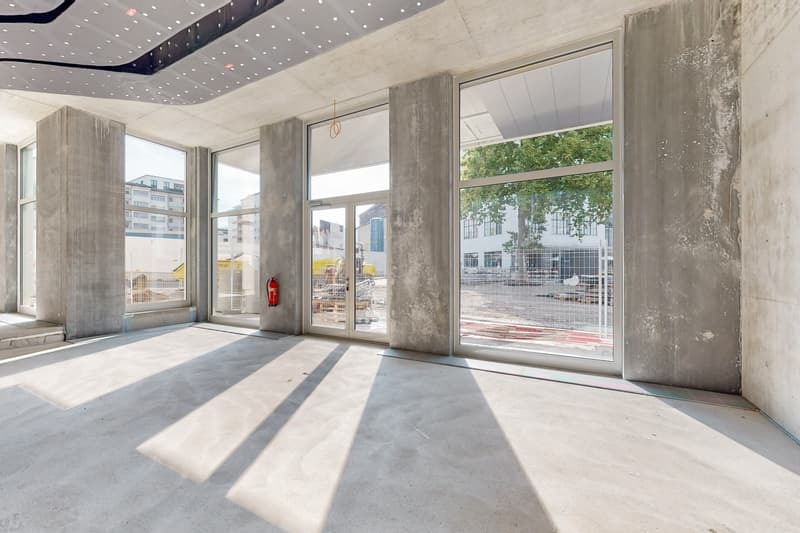 In the heart of Neuhausen's "new" centre., Industrieplatz, 8212 Neuhausen, Schaffhausen, CH