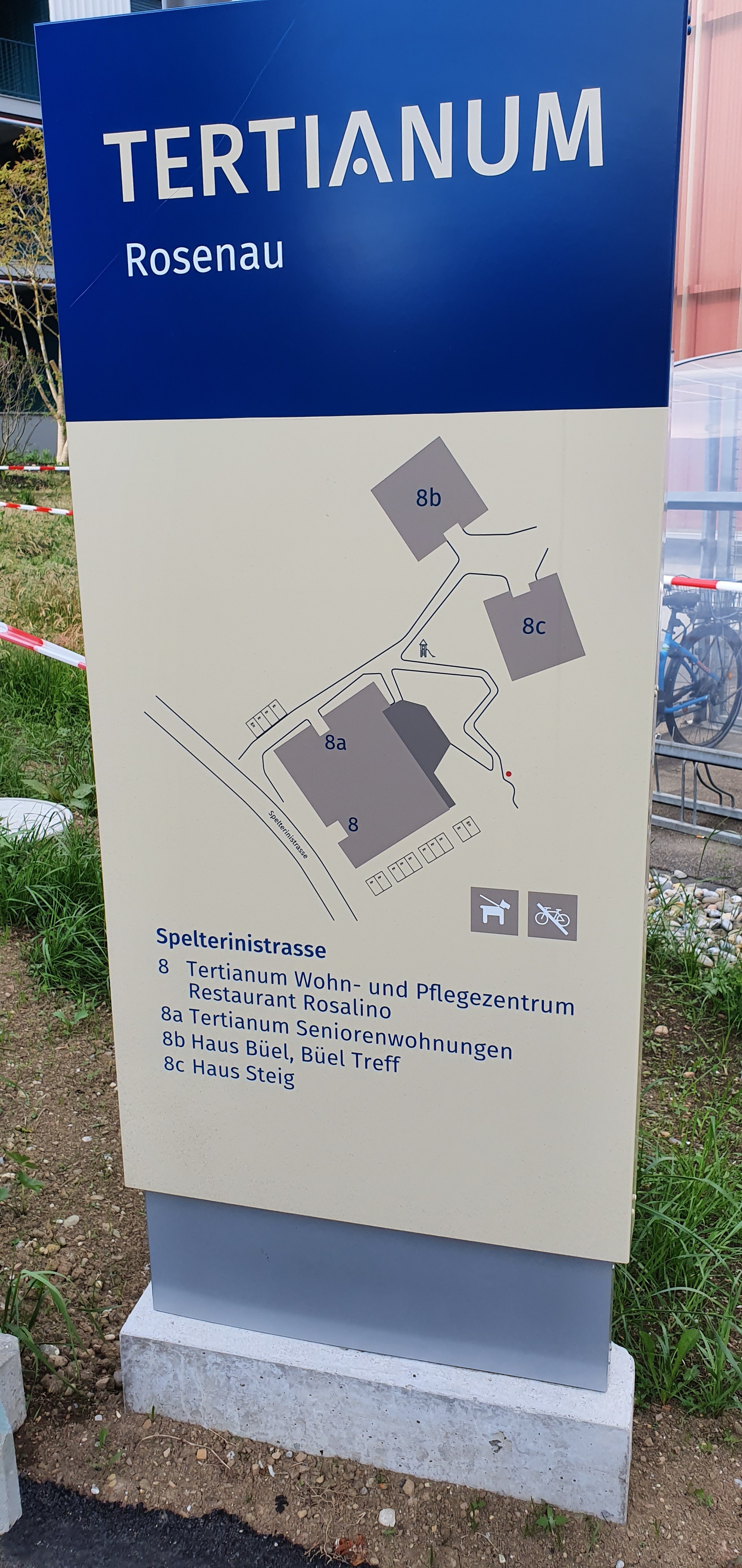Non ha un posto dove parcheggiare la sua auto? Ha appena trovato la soluzione., Spelterinistr. EH, 9602 Bazenheid, Saint Gallen, CH