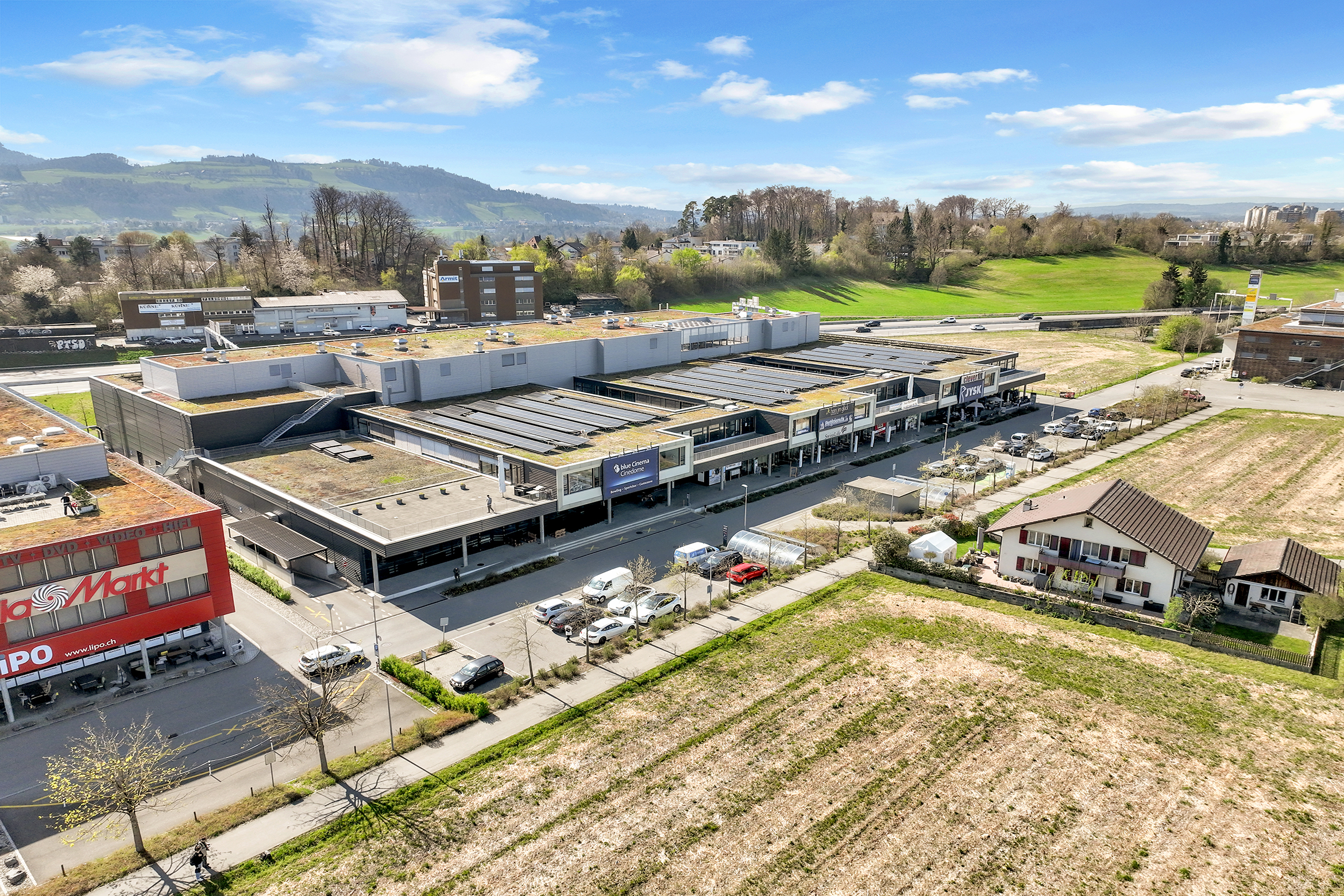 Specialty retail / showroom on 1st floor with ground-floor delivery – Gümligenfeld, Feldstrasse, 3073 Gümligen, Bern, CH
