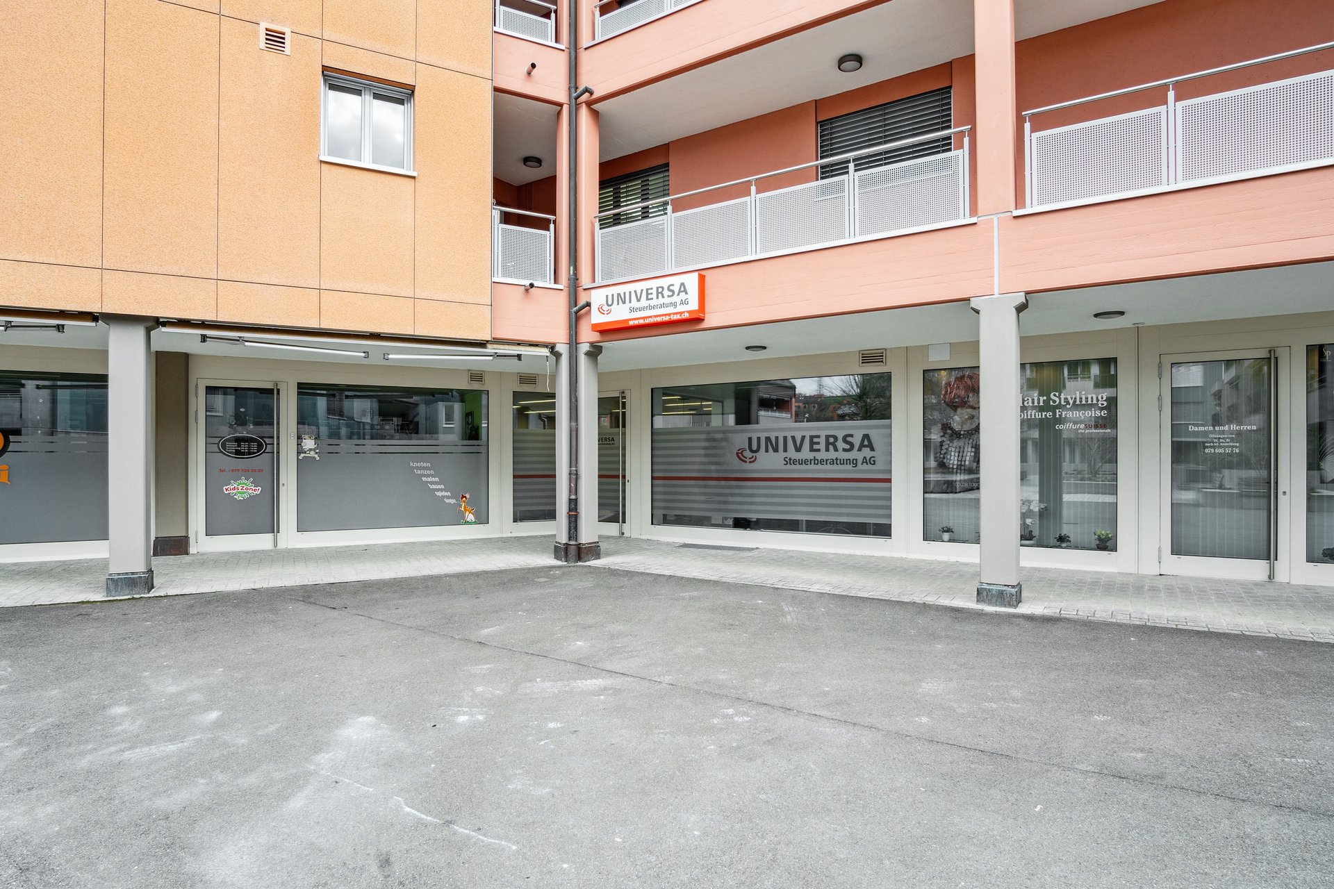 Commercial premises (91m2), Obstgartenstr., 8136 Gattikon, Zurich, CH