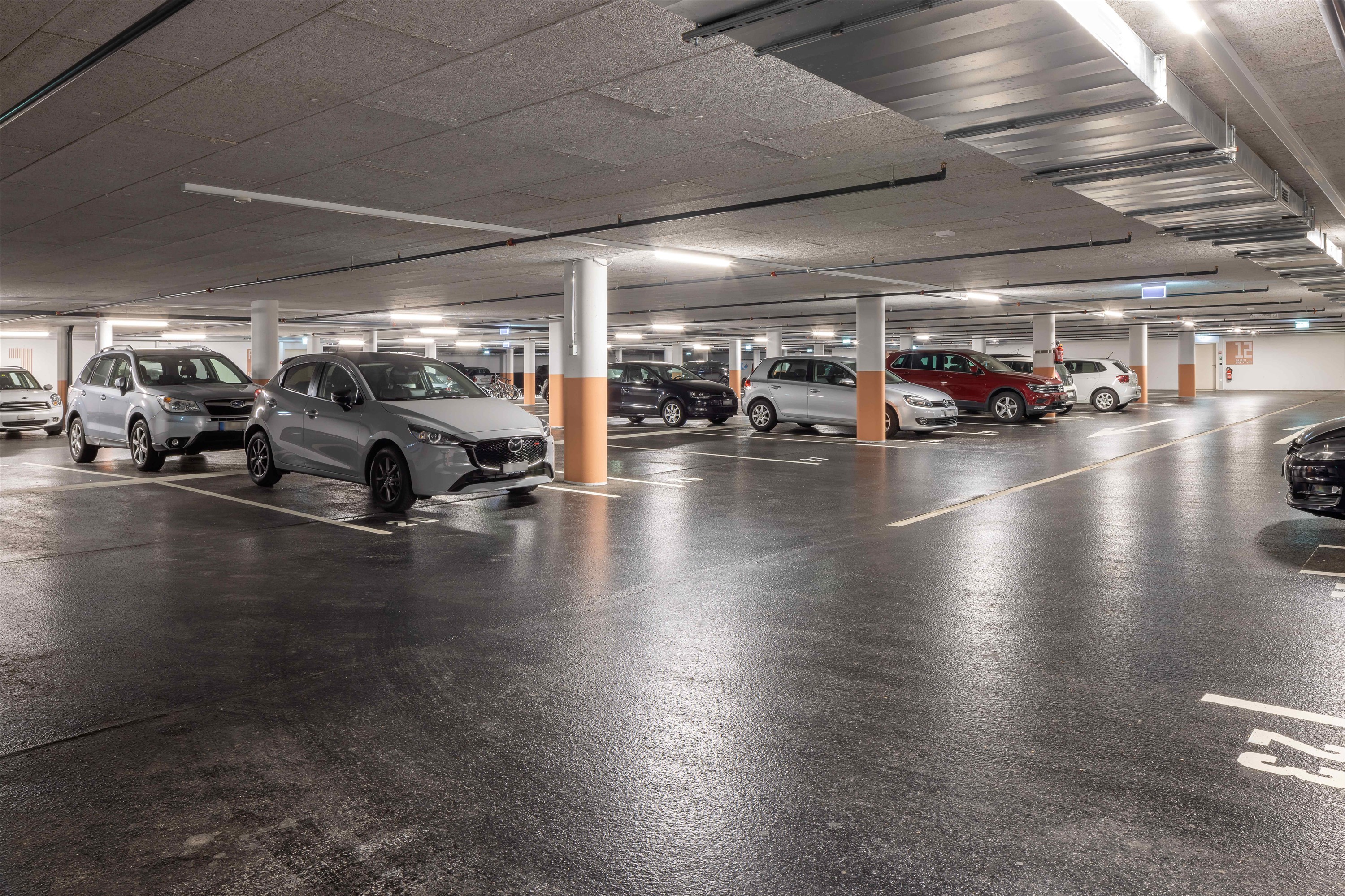 Indoor parking spaces, EH Via Brentani, 6900 Lugano, Ticino, CH