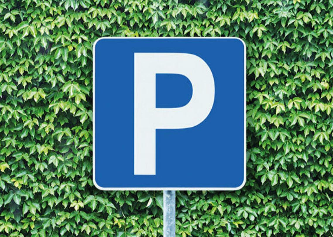 Posti auto vicino alla Saalsporthalle, Ladenzentrum Brunaupark, 8045 Zürich, Zurich, CH
