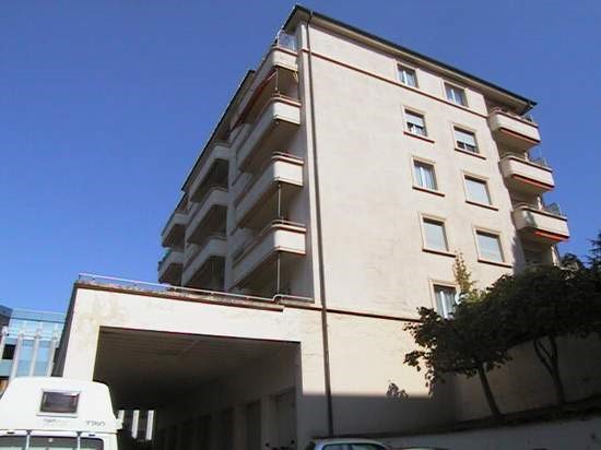 Posti auto esterni n. 8 e 16 in affitto fino al 31.12.2026