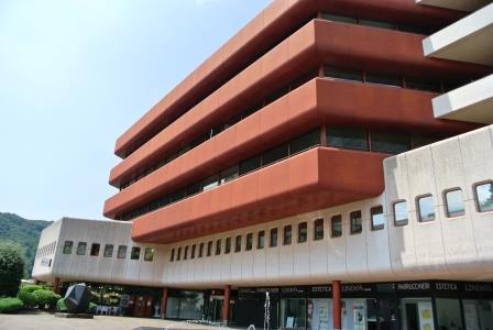 Dépôt au centre de Chiasso, piazza Col. C. Bernasconi, 6830 Chiasso, Ticino, CH