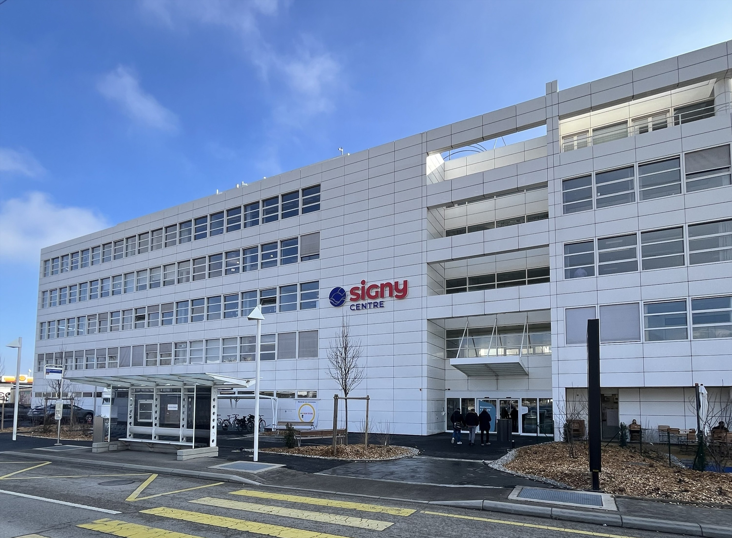 Surface idéal pour un centre médical ou une activité de service Signy Centre, Fléchères A/B, 1274 Signy, Vaud, CH