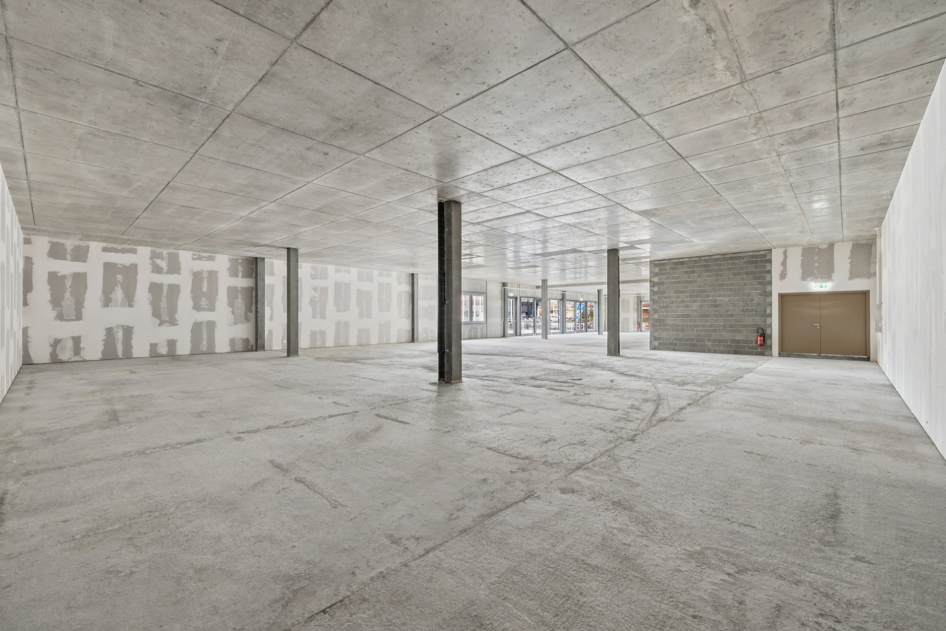 Arcade neu zu vermieten | Erstklassige Verkaufsfläche mit Schaufenster zur Straße, av. des Baumettes, 1020 Renens VD, Vaud, CH