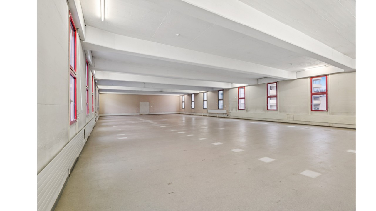 Grosse Büroflächen in einem ruhigen und gut gelegenen Gebäude, Rue du Creugenat, 2900 Porrentruy, Jura, CH