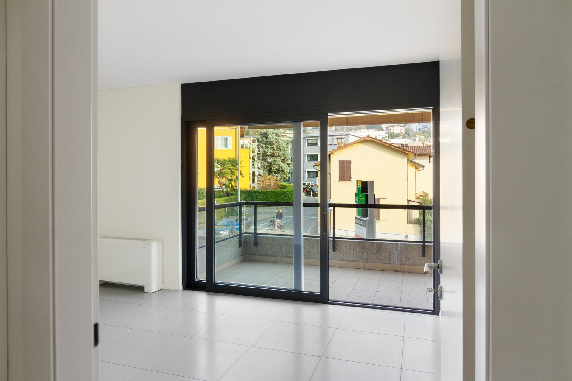 Customizable open space in the dynamic Porta Nord district of Lugano, Via alla Bozzoreda, 6963 Pregassona, Ticino, CH