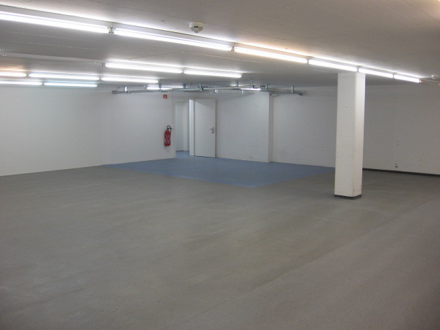 Deposito di 152 m² in affitto vicino alla stazione, av. de la Gare, 1950 Sion, Valais/Wallis, CH