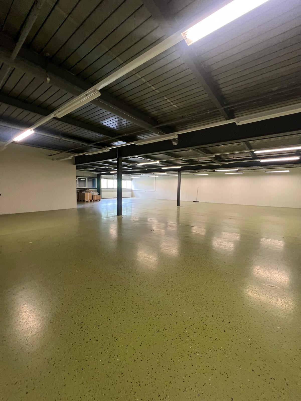 Dépôt de 322 m² au 1er étage – proche autoroute, Rte de Bulle, 1696 Vuisternens-Ogoz, Fribourg, CH