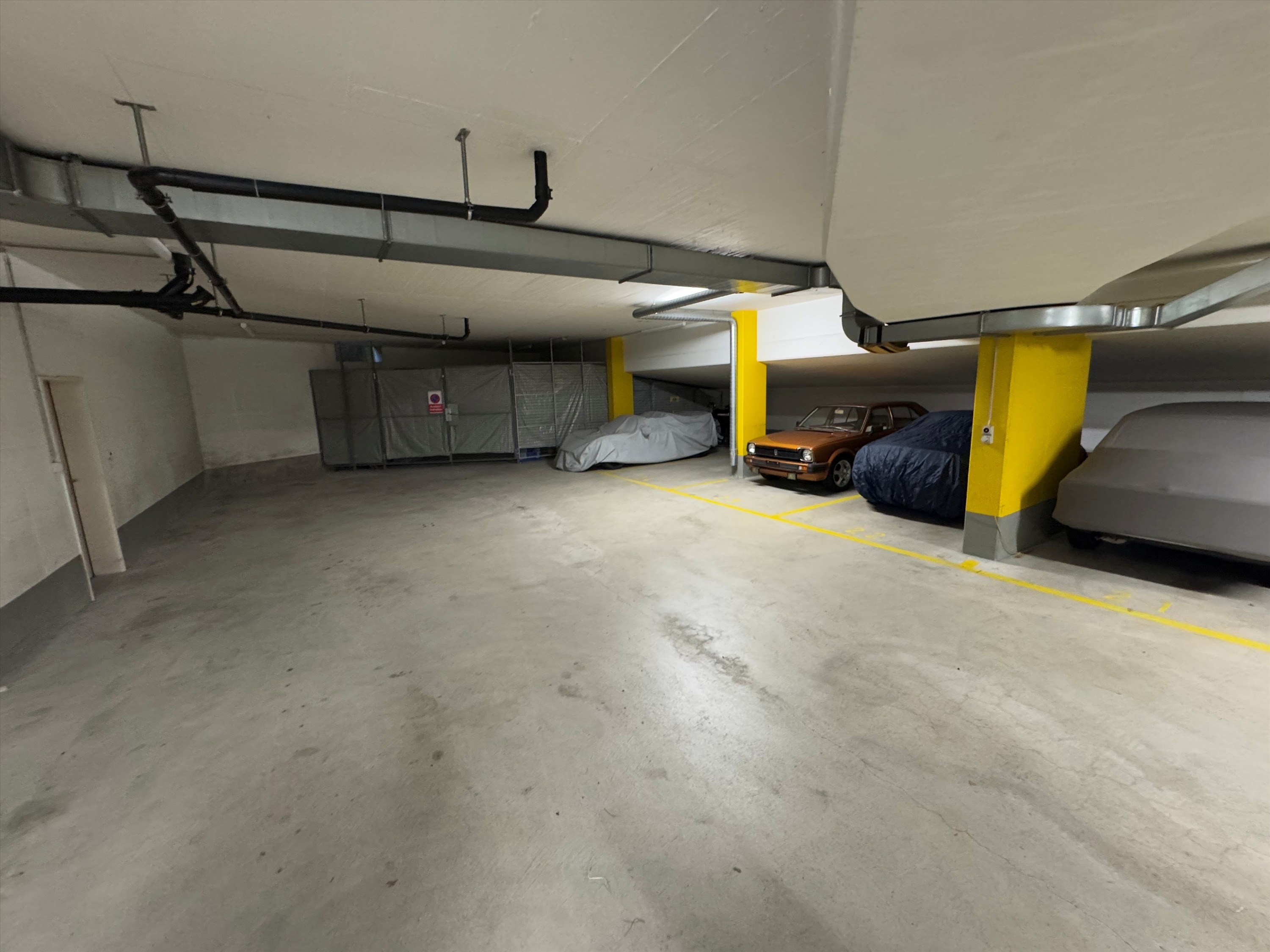 Garagenbox zu vermieten!, Stationsstrasse, 8606 Nänikon, Zurich, CH
