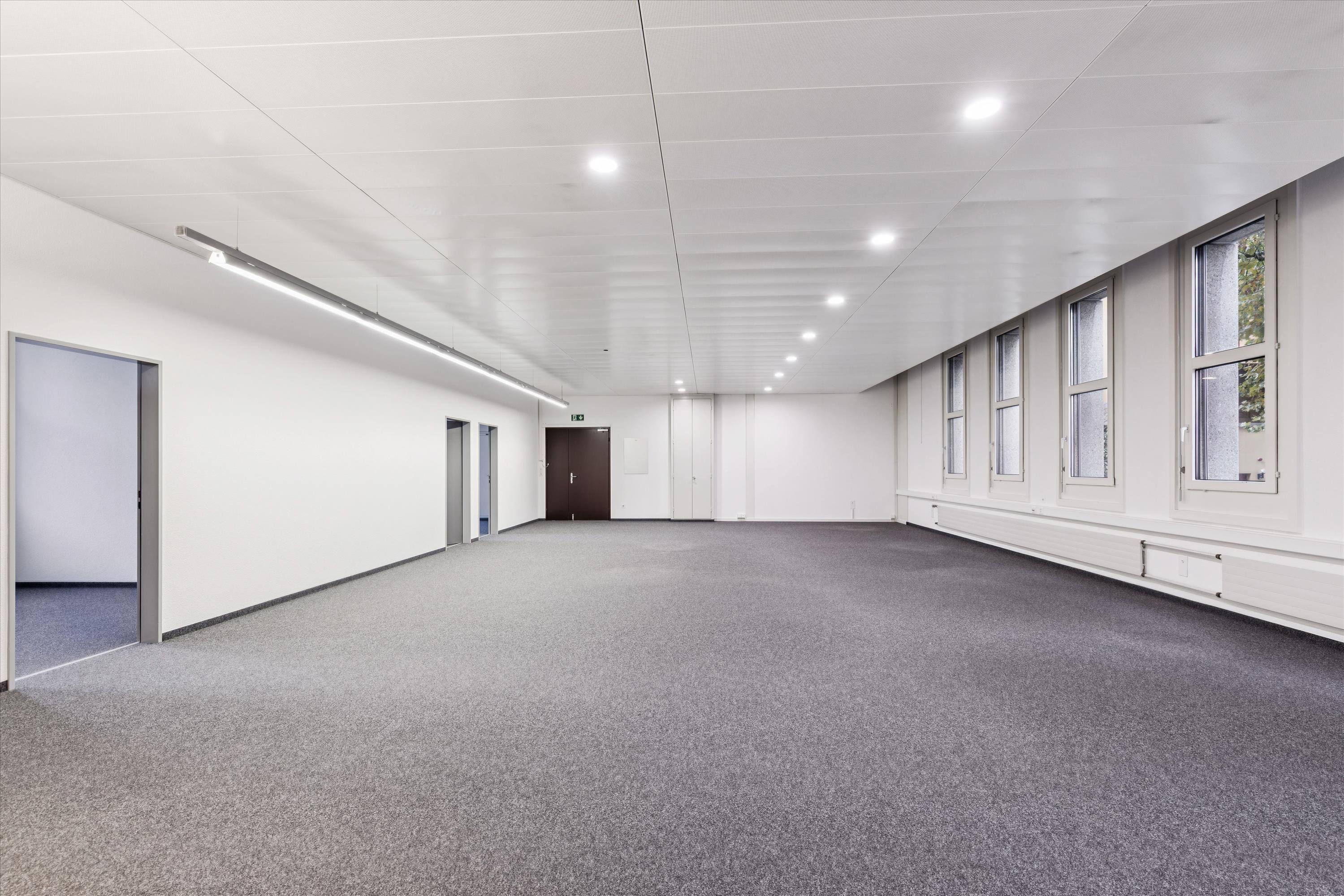 Surface de bureaux lumineuse au centre de Flawil – 175?m², disponible immédiatement, Kanzleistrasse, 9230 Flawil, St. Gallen, CH