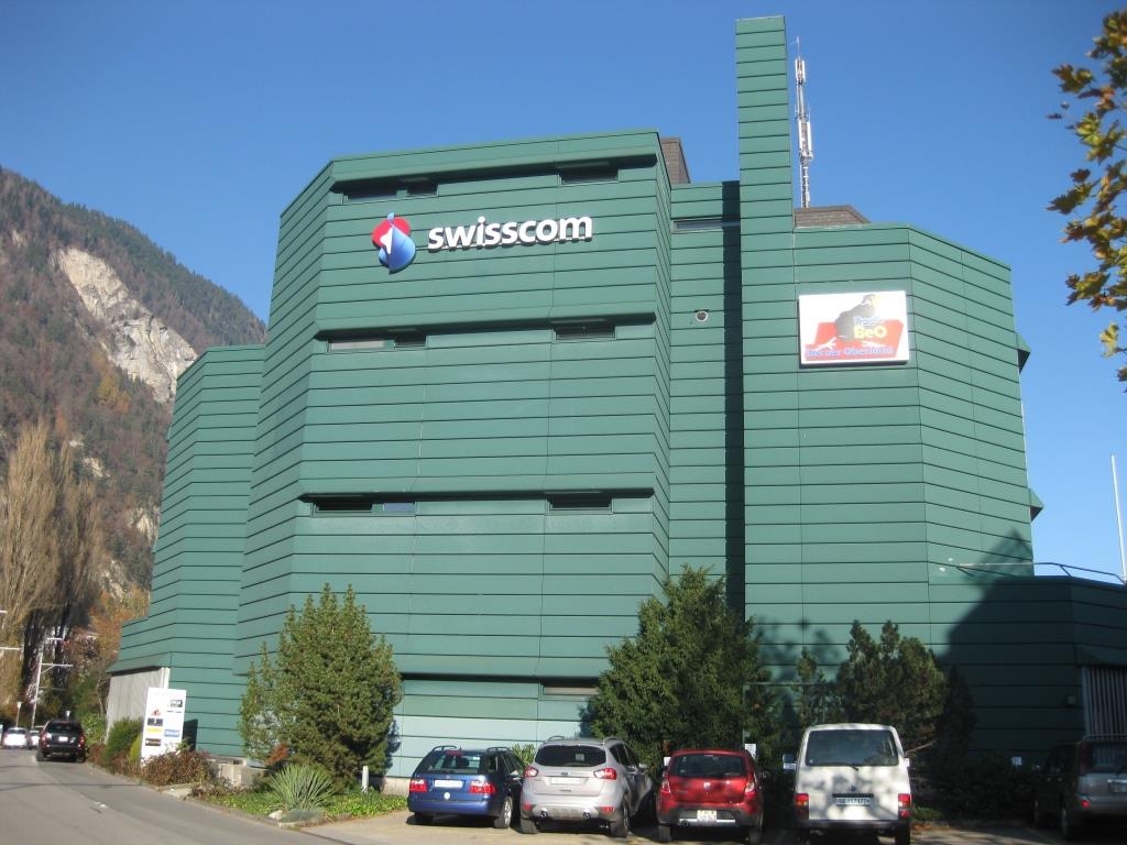 Emplacement pour moto - à proximité de la gare d'Interlaken West