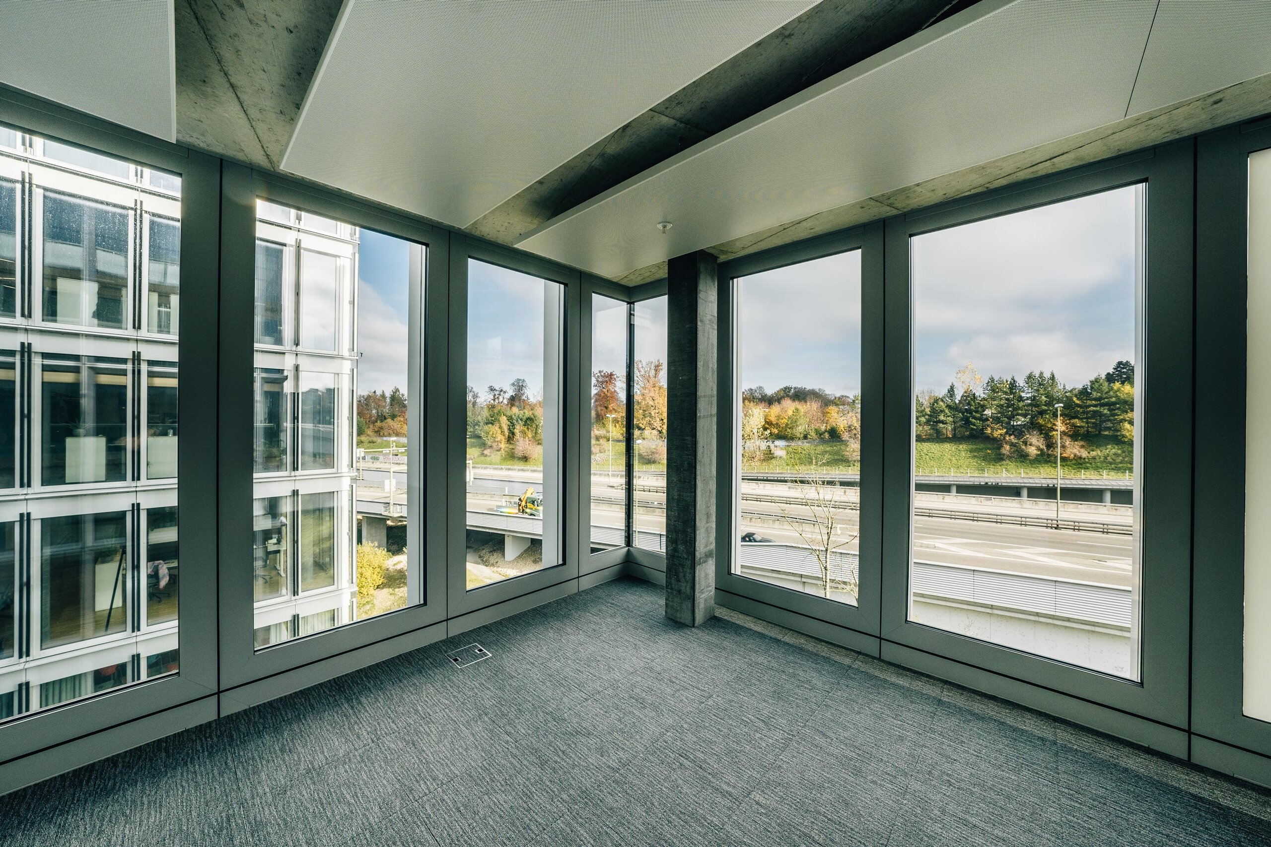 Attraktive Gewerbeflächen in Zürich-Süd – Arbeiten mit Stil und Weitblick, Maneggstrasse, 8041 Zürich, Zurich, CH