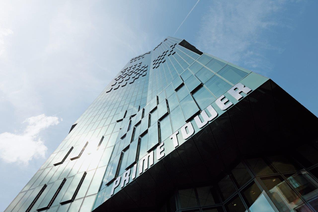 Motorradplätze direkt beim Prime Tower