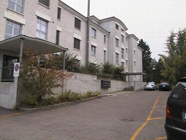 Place de parc recherchée ?, Kapuzinerhügel 1, Parkplätze, 5620 Bremgarten AG, Aargau, CH