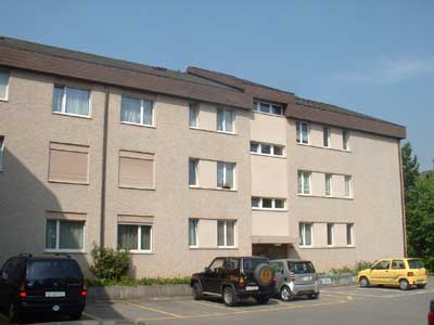 Einstellplätze und Aussenabstellplätze zu vermieten, Stationsstr. 55a-c, Parkpl., 8424 Embrach, Zurich, CH