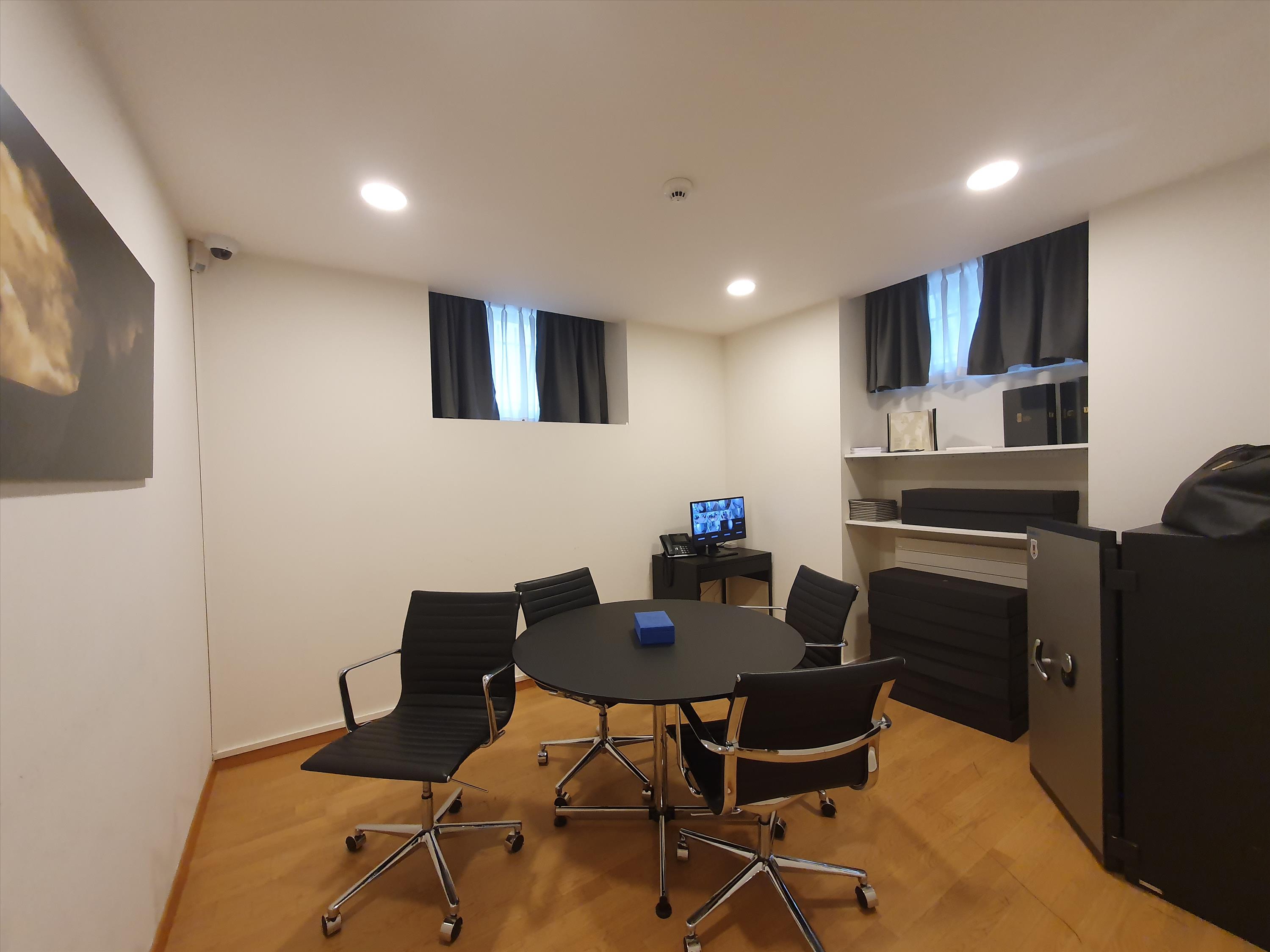 Jolie surface de bureaux proche du centre, Kitty - Ponse Université 6, 1205 Genève, Geneva, CH
