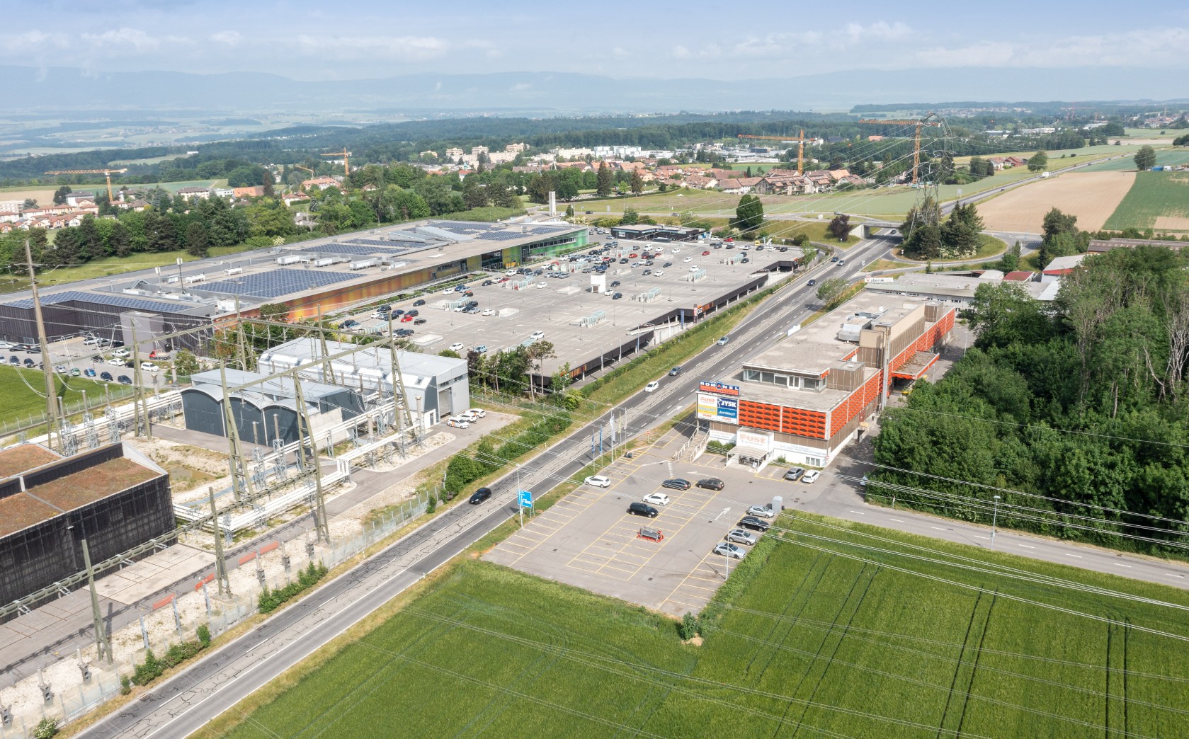 Große Gewerbefläche – Außergewöhnliche Helligkeit & Sichtbarkeit, Chemin du Marais, 1032 Romanel-s-Lausanne, Vaud, CH