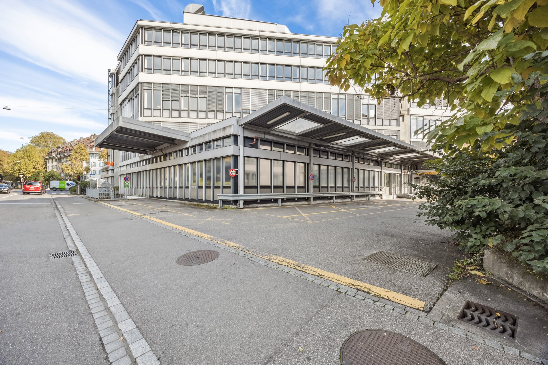 Une maison pleine de possibilités - commerce, recherche, sciences et technologie, Dammweg, 3013 Bern, Bern, CH