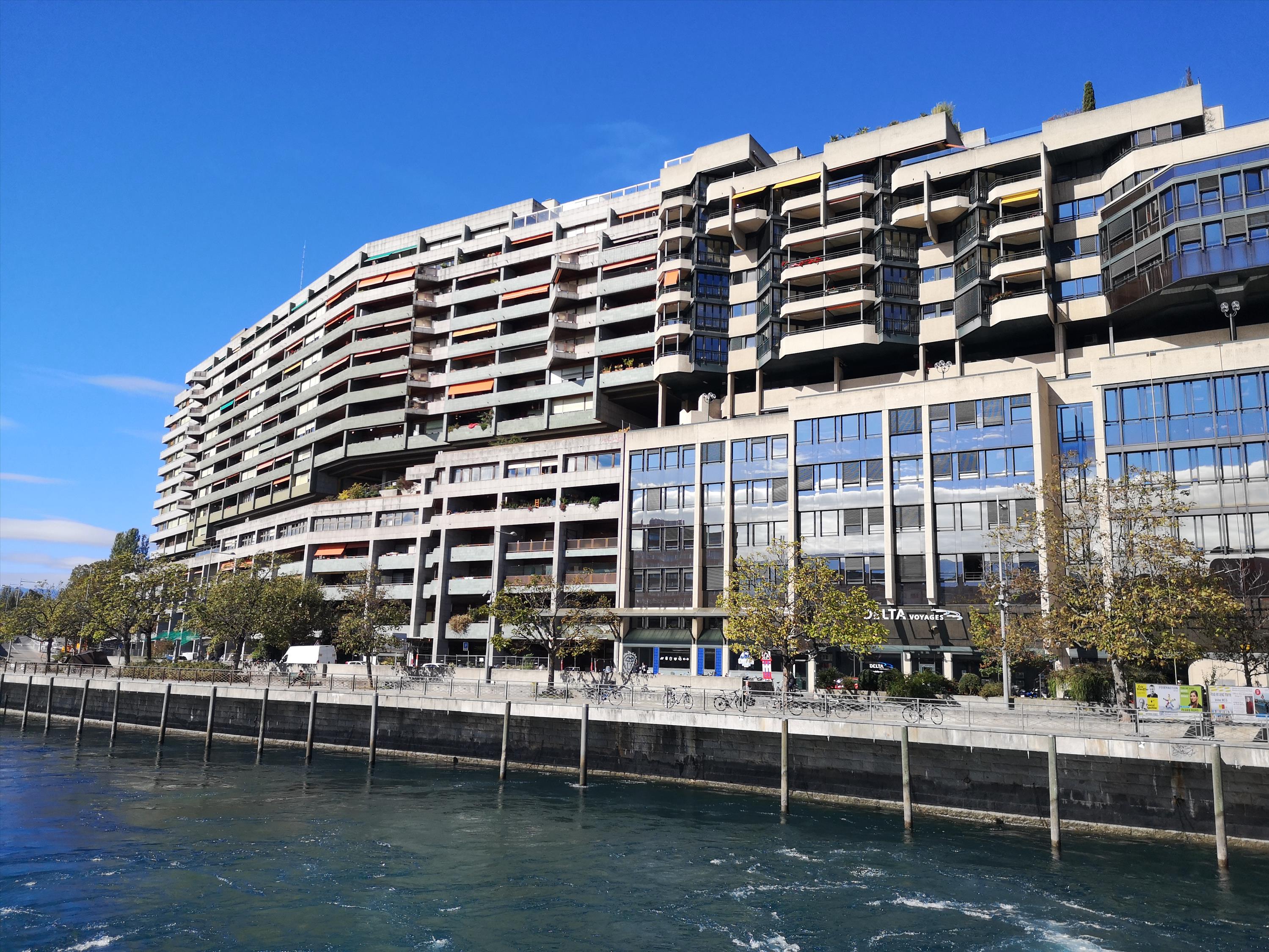 Parking du Seujet - Near the city centre, Quai du Seujet, 1201 Genève, Geneva, CH
