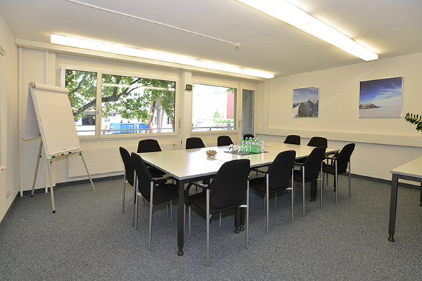 Nuove prospettive per lei!, Baarerstr., 6300 Zug, Zug, CH
