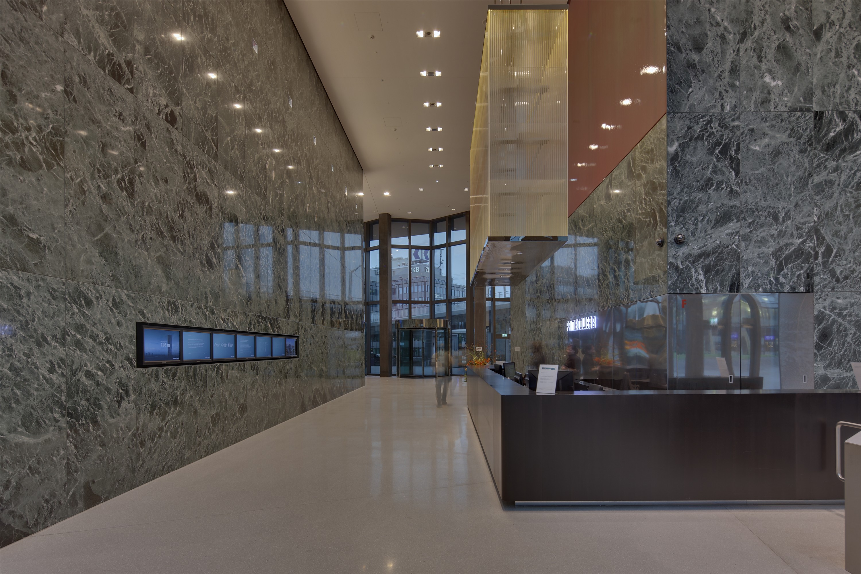 Al centro dell'azione, Primetower Hardstr., 8005 Zürich, Zurich, CH