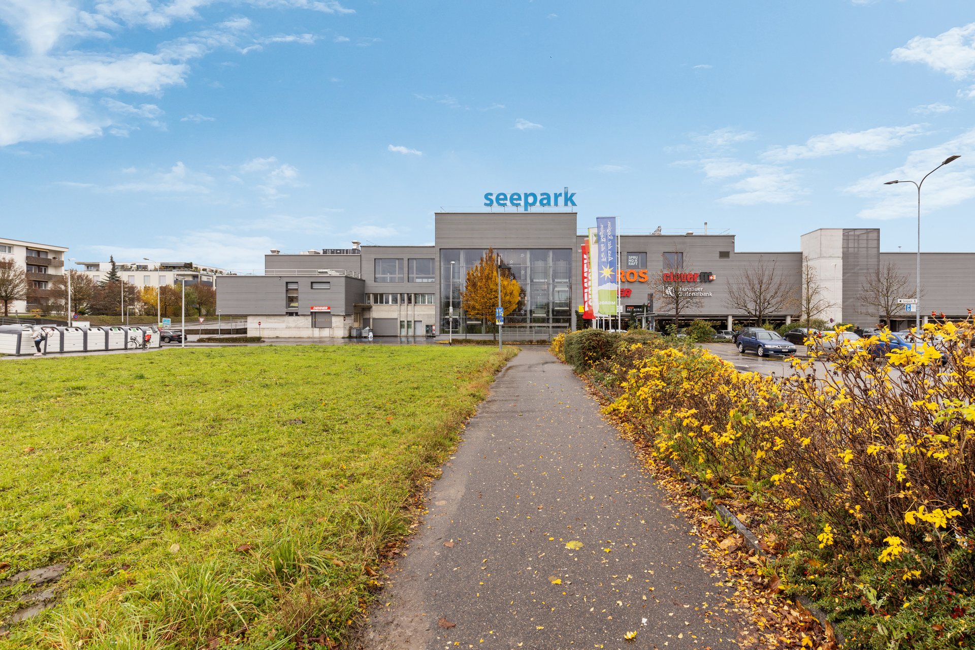 Locale per studio al 2° piano con accesso alla terrazza - Centro commerciale Seepark