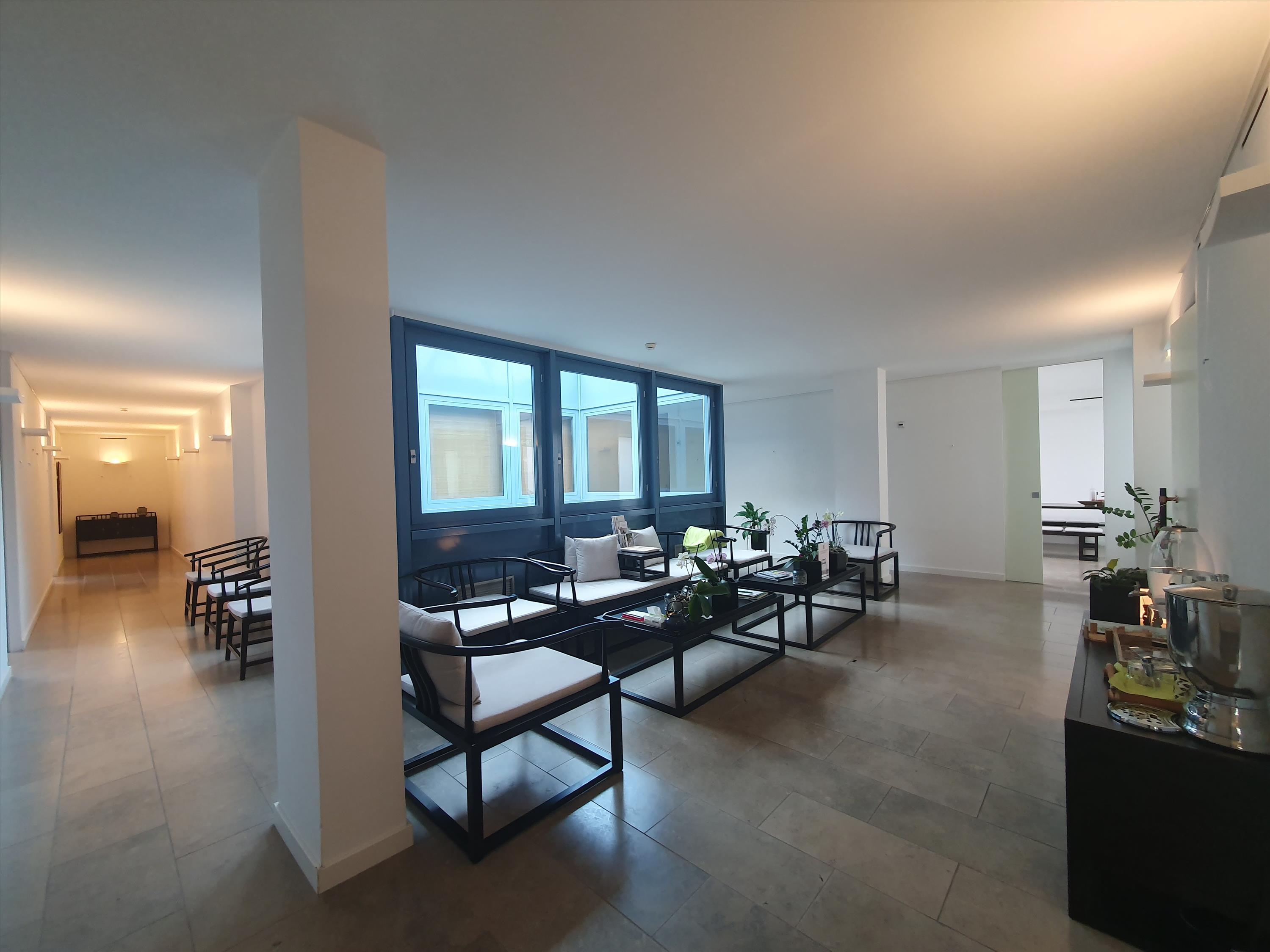 Superficie professionale di 401 m2, Rue Alfred Vincent, 1201 Genève, Geneva, CH