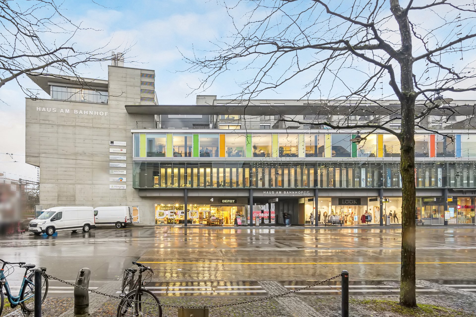 Emplacement privilégié directement à la gare de Frauenfeld !