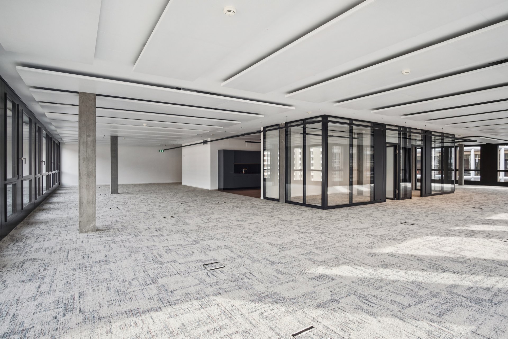 Lavorare dove Zurigo incontra la natura - Uffici rifiniti a Zurigo‑Sud, Maneggstrasse 41,, 8041 Zürich, Zurich, CH