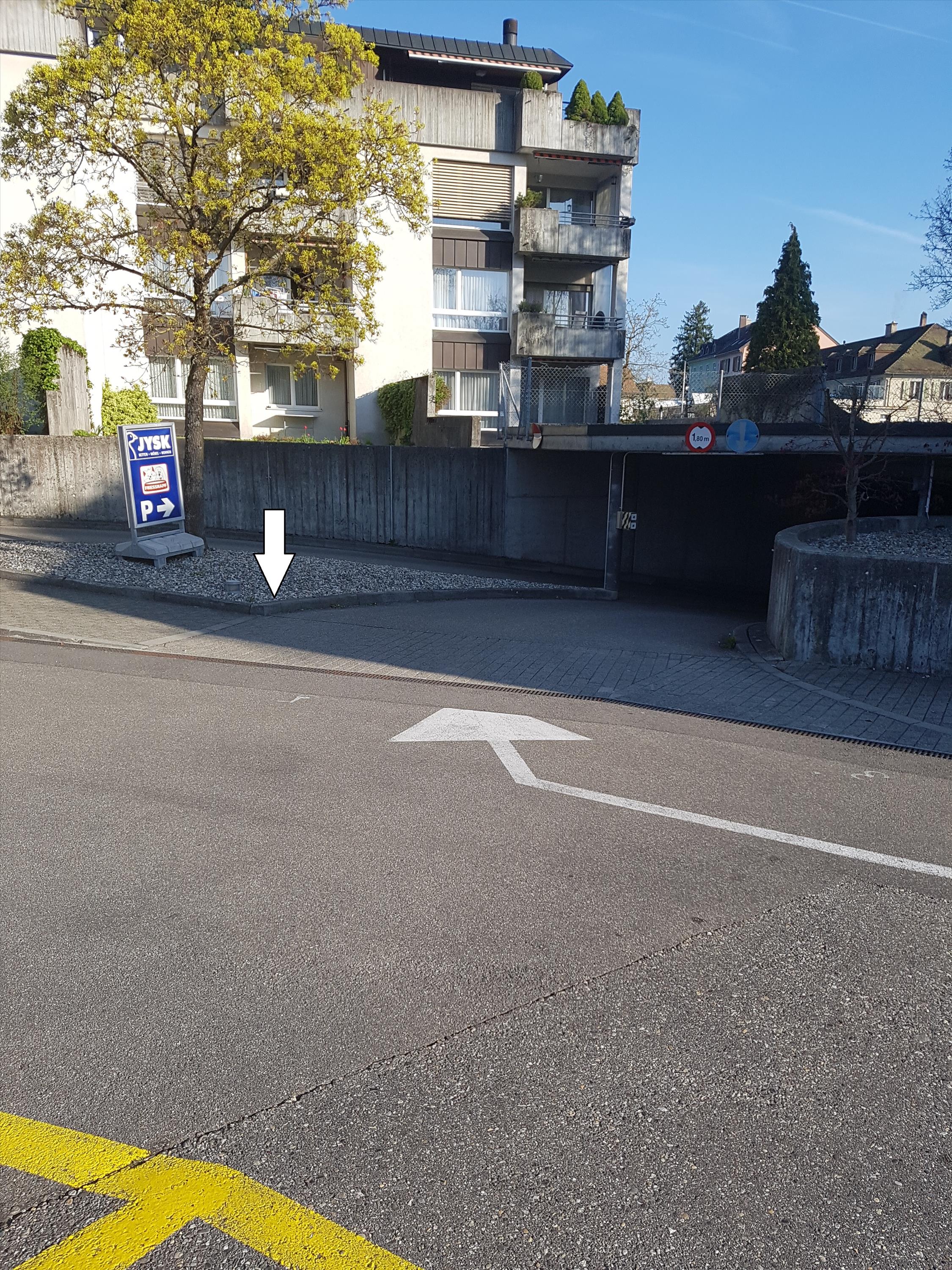Sta cercando un posto asciutto per la Sua auto?, Bahnhofstr. 29/31, Tiefgarage, 4900 Langenthal, Bern, CH