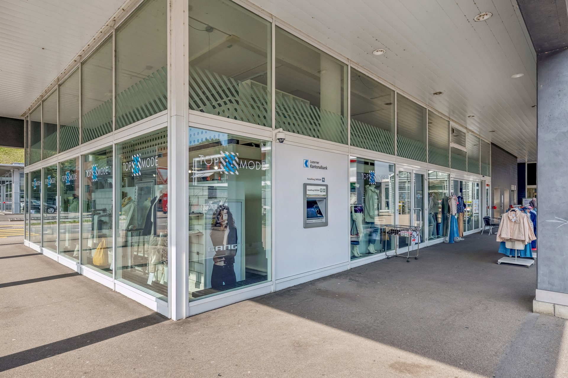 Attraente locale commerciale in posizione centrale a Willisau