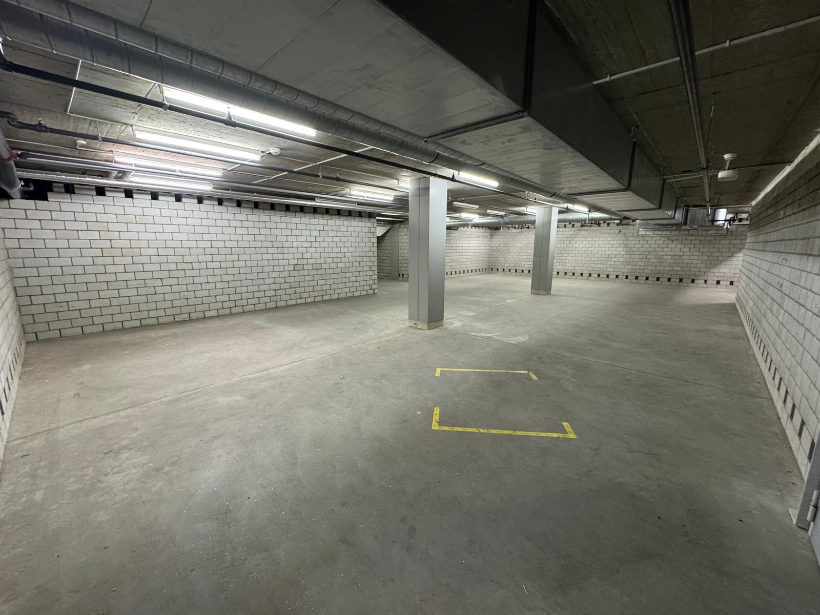 Ampia superficie di magazzino in posizione centrale da affittare, Kornhausstrasse, 9000 St. Gallen, St. Gallen, CH