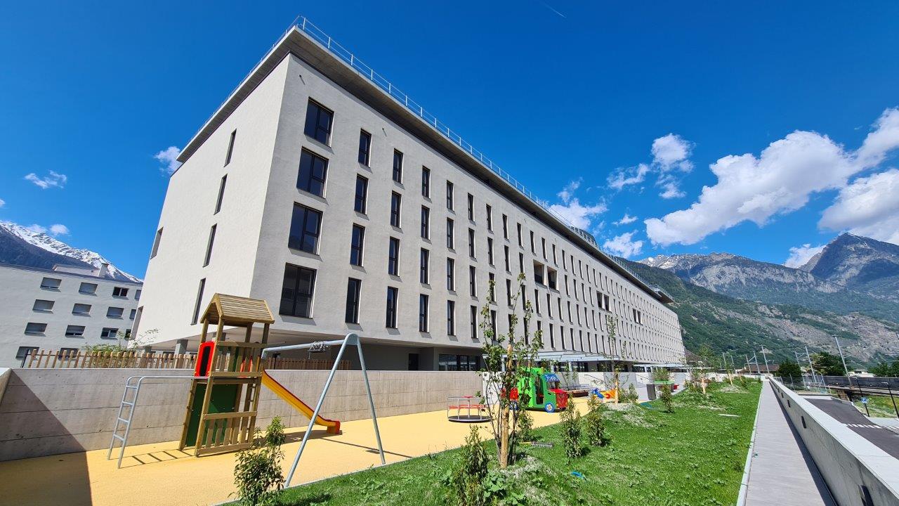 Indoor motorcycle parking space for rent in Martigny