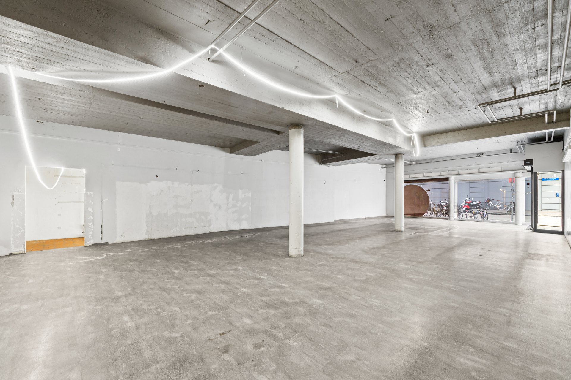 Locale commerciale accanto alla Messe Basel, Maulbeerstrasse, 4058 Basel, Basel-City, CH