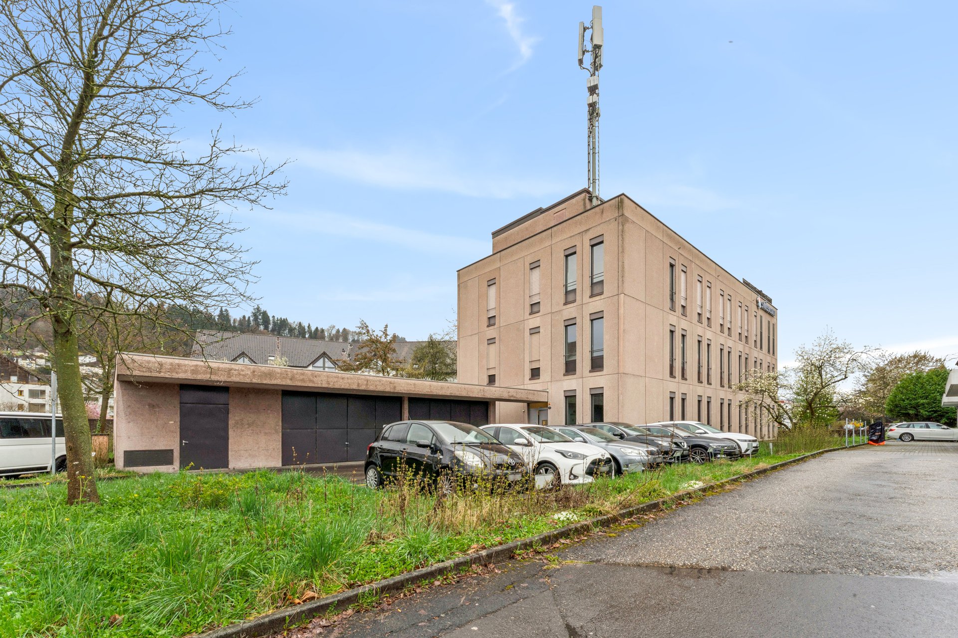 Votre nouveau local commercial vous attend – 312 m² en emplacement central !, Oberdierikonerstrasse, 6030 Ebikon, Lucerne, CH