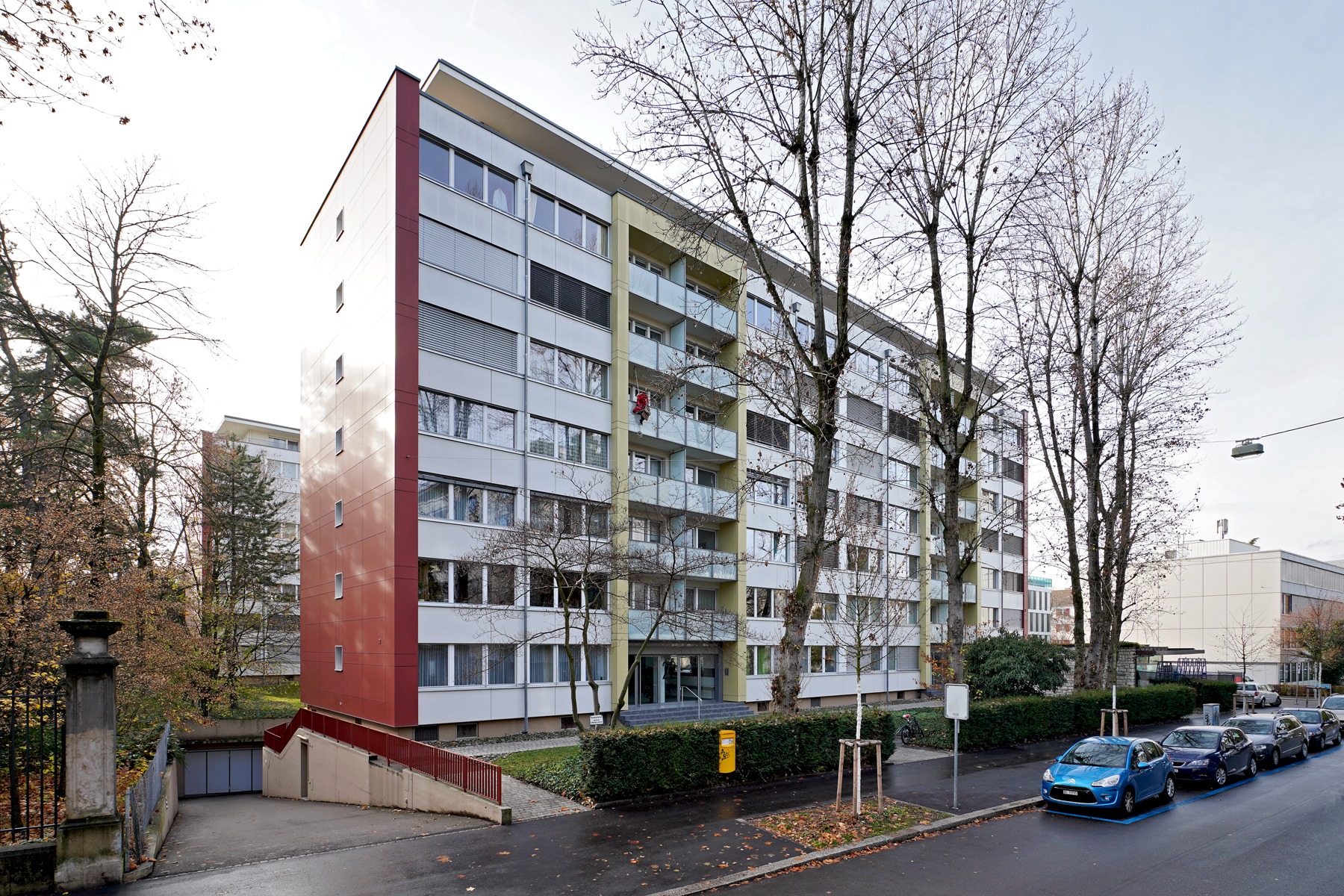 Posto auto per utilitarie nei pressi di Aeschenplatz