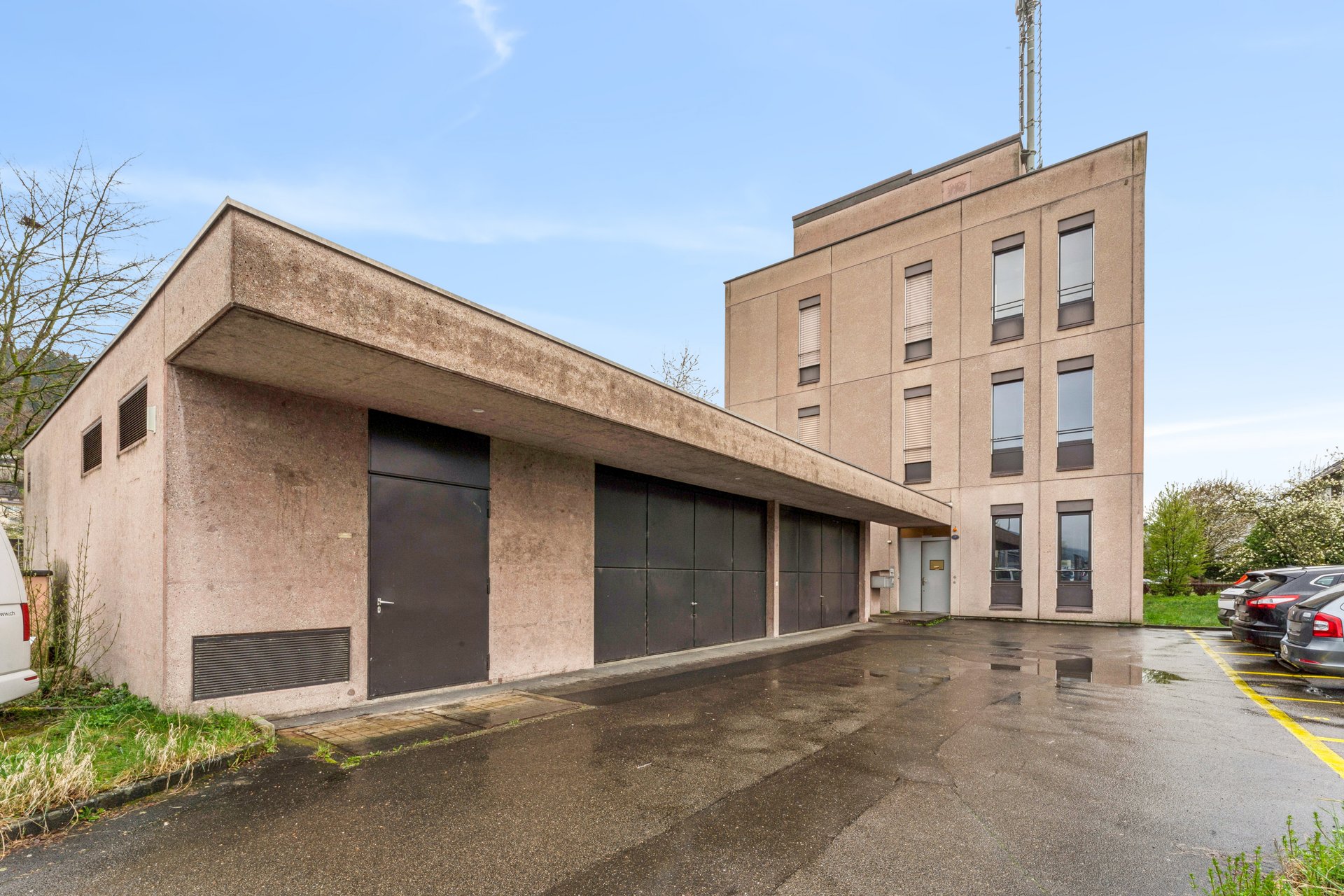 Votre nouveau local commercial vous attend – 312 m² en emplacement central !, Oberdierikonerstrasse, 6030 Ebikon, Lucerne, CH