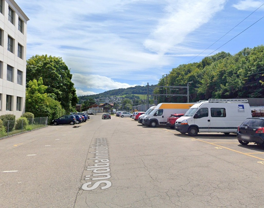 Places de stationnement directement à la gare Weissenbühl à Berne